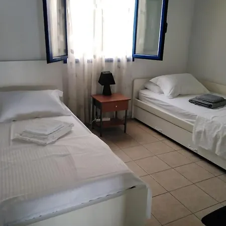 Sea View Case de vacanță Pteleós