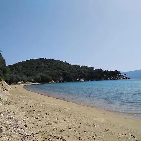 Sea View Case de vacanță Pteleós